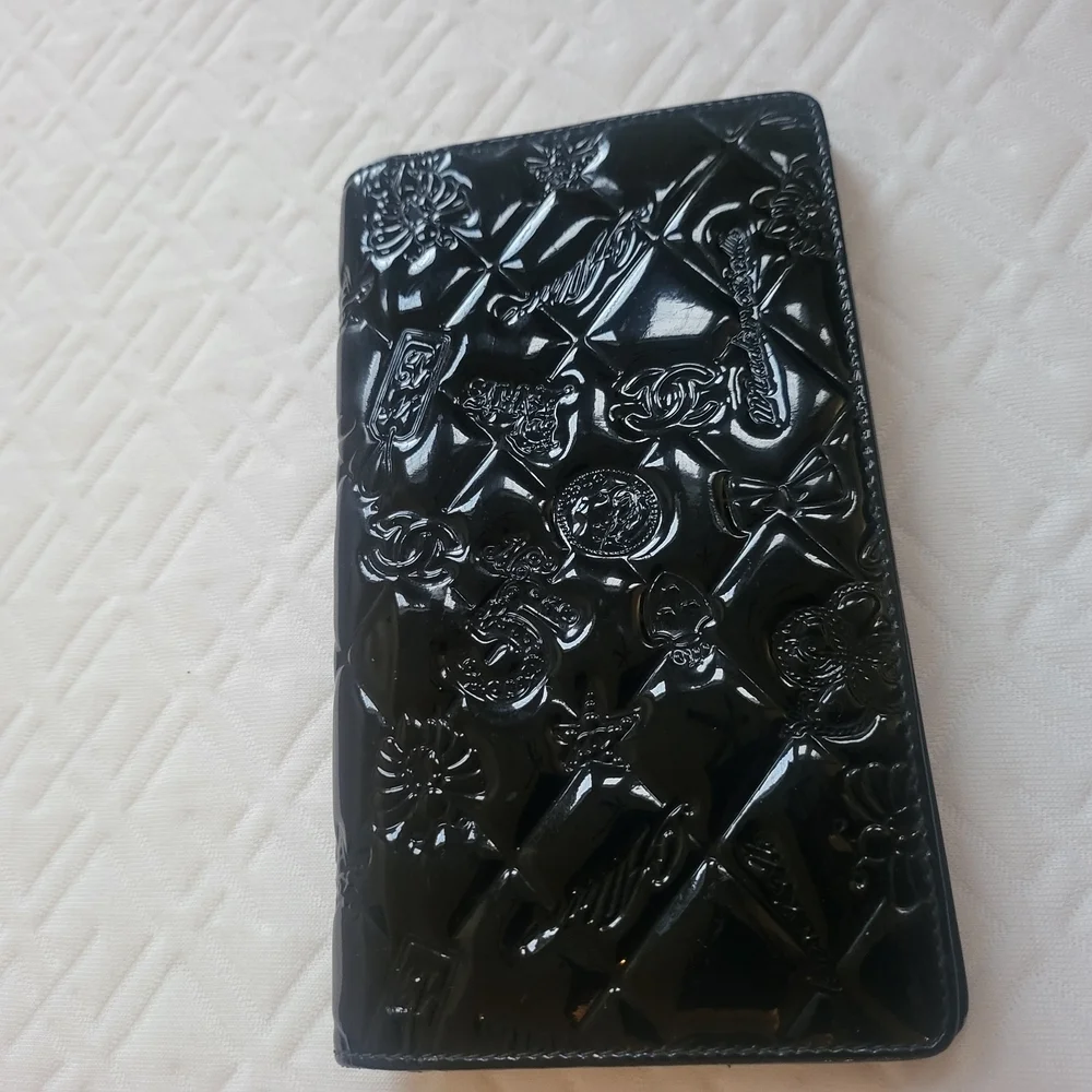 Chanel black mademoiselle Biarritz patent leather large wallet